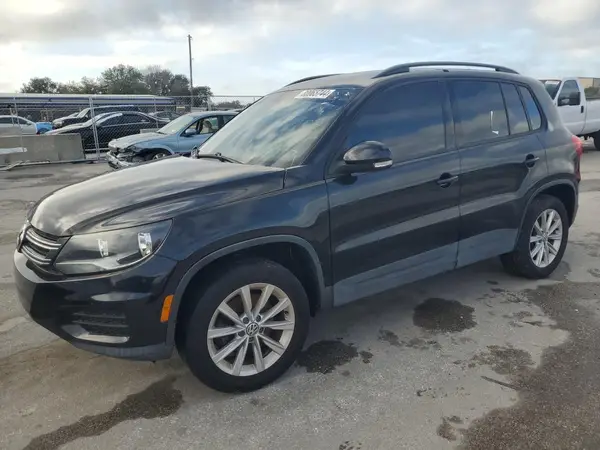 WVGAV7AX5JK004962 2018 VOLKSWAGEN TIGUAN - Image 1