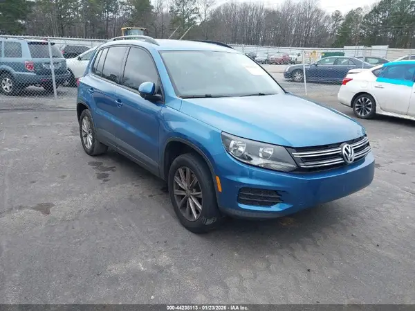 WVGAV7AX5JK005531 2018 VOLKSWAGEN TIGUAN - Image 1