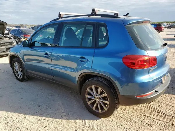 WVGAV7AX5JK006128 2018 VOLKSWAGEN TIGUAN - Image 2