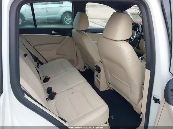 WVGAV7AX6GW024171 2016 VOLKSWAGEN TIGUAN - Image 8