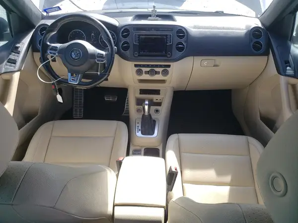 WVGAV7AX6GW036594 2016 VOLKSWAGEN TIGUAN - Image 8