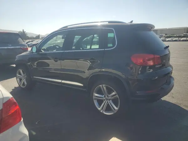 WVGAV7AX6GW038944 2016 VOLKSWAGEN TIGUAN - Image 2