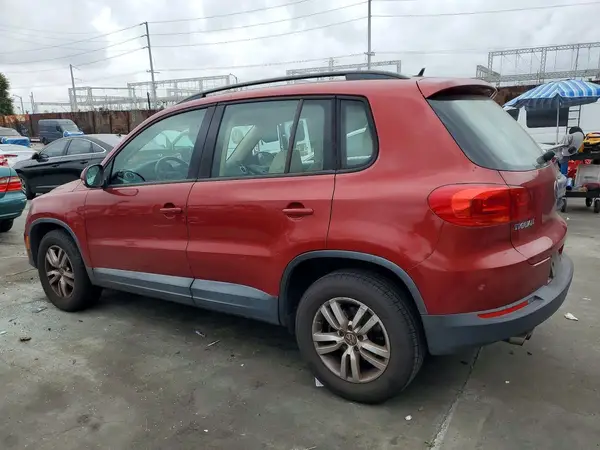 WVGAV7AX6GW069658 2016 VOLKSWAGEN TIGUAN - Image 2