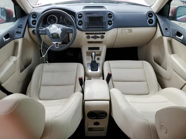 WVGAV7AX6GW074472 2016 VOLKSWAGEN TIGUAN - Image 8