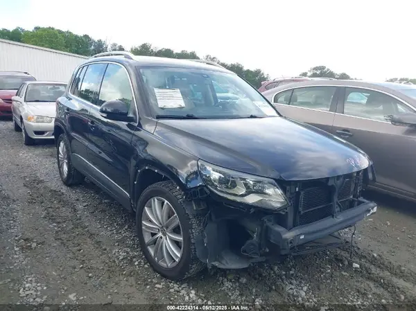 WVGAV7AX6GW509006 2016 VOLKSWAGEN TIGUAN - Image 1