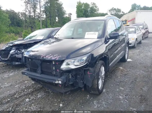 WVGAV7AX6GW509006 2016 VOLKSWAGEN TIGUAN - Image 2