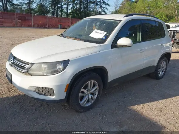 WVGAV7AX6GW519373 2016 VOLKSWAGEN TIGUAN - Image 2