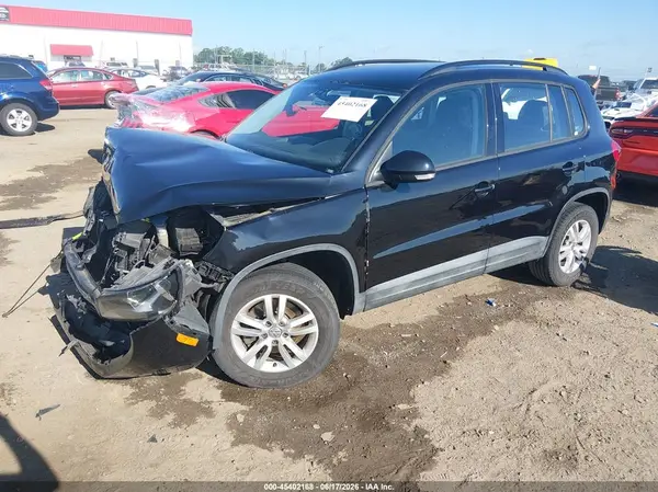 WVGAV7AX6GW531099 2016 VOLKSWAGEN TIGUAN - Image 2