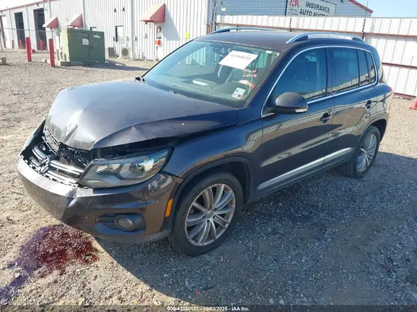 WVGAV7AX6GW537887 2016 VOLKSWAGEN TIGUAN - Image 2
