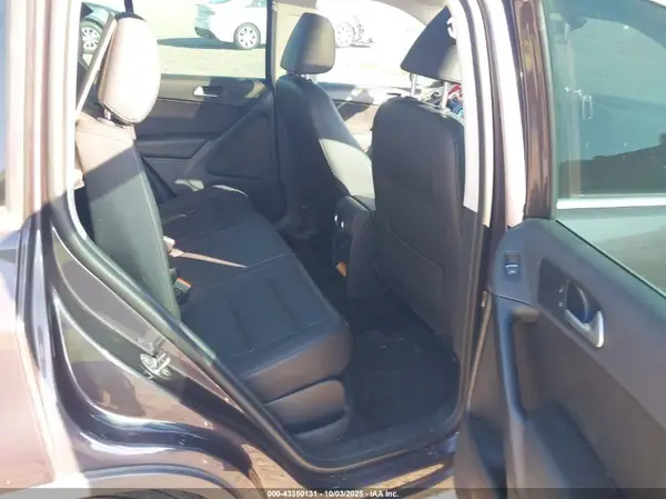 WVGAV7AX6GW537887 2016 VOLKSWAGEN TIGUAN - Image 8