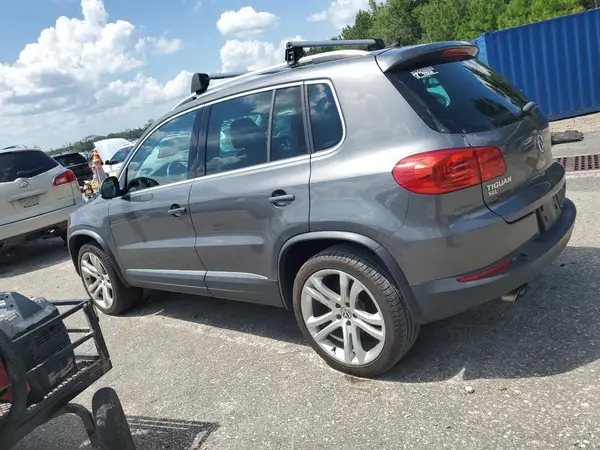 WVGAV7AX6GW555645 2016 VOLKSWAGEN TIGUAN - Image 2