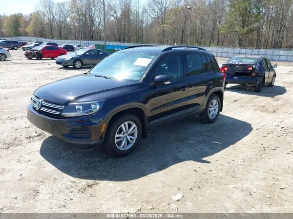 WVGAV7AX6GW558562 2016 VOLKSWAGEN TIGUAN - Image 2