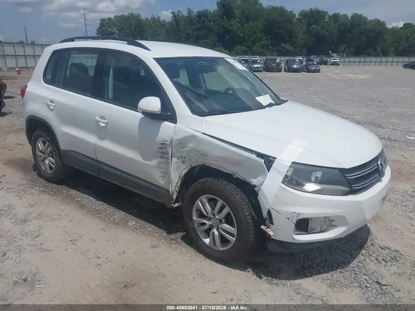WVGAV7AX6GW559369 2016 VOLKSWAGEN TIGUAN - Image 1