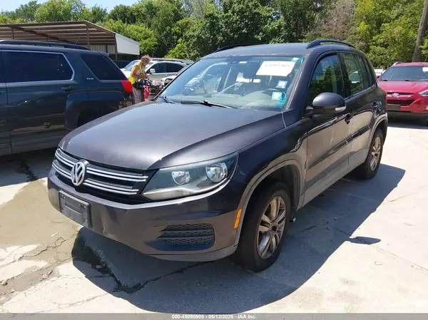 WVGAV7AX6GW572350 2016 VOLKSWAGEN TIGUAN - Image 2