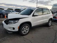 WVGAV7AX6GW573577 2016 VOLKSWAGEN TIGUAN