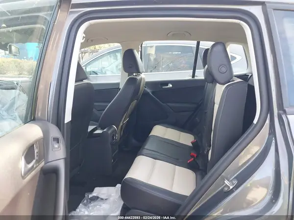 WVGAV7AX6GW576284 2016 VOLKSWAGEN TIGUAN - Image 8