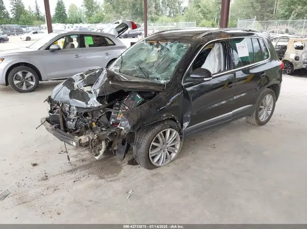 WVGAV7AX6GW587270 2016 VOLKSWAGEN TIGUAN - Image 2