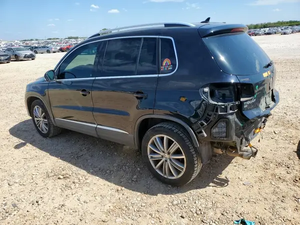 WVGAV7AX6GW587298 2016 VOLKSWAGEN TIGUAN - Image 2