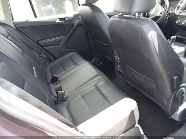 WVGAV7AX6GW601958 2016 VOLKSWAGEN TIGUAN - Image 8