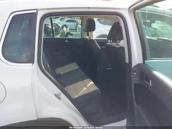 WVGAV7AX6GW602365 2016 VOLKSWAGEN TIGUAN - Image 8