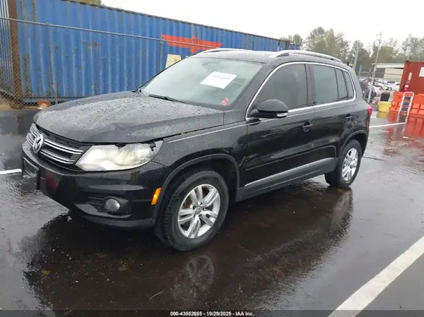 WVGAV7AX6GW602771 2016 VOLKSWAGEN TIGUAN - Image 2