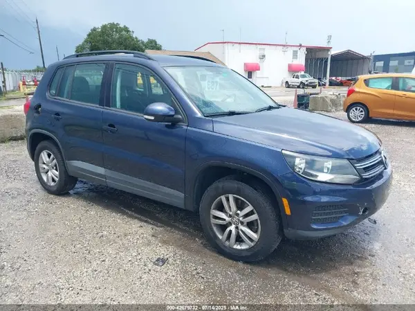 WVGAV7AX6GW612054 2016 VOLKSWAGEN TIGUAN - Image 1