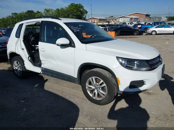 WVGAV7AX6HK009307 2017 VOLKSWAGEN TIGUAN - Image 1