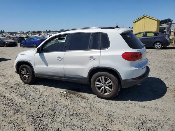 WVGAV7AX6HK011901 2017 VOLKSWAGEN TIGUAN - Image 2