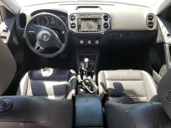 WVGAV7AX6HK011901 2017 VOLKSWAGEN TIGUAN - Image 8