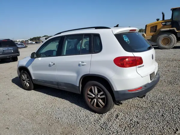 WVGAV7AX6HK016340 2017 VOLKSWAGEN TIGUAN - Image 2