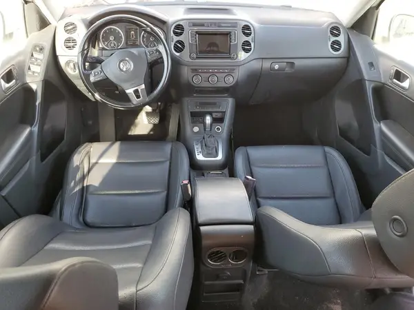 WVGAV7AX6HK016340 2017 VOLKSWAGEN TIGUAN - Image 8