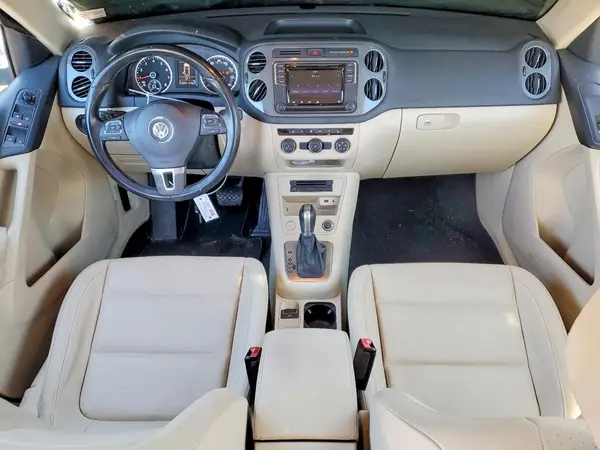 WVGAV7AX6HK018301 2017 VOLKSWAGEN TIGUAN - Image 8