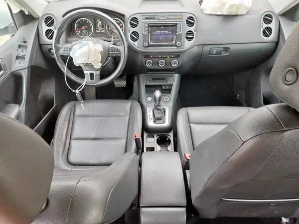 WVGAV7AX6HK034093 2017 VOLKSWAGEN TIGUAN - Image 8