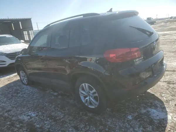 WVGAV7AX6HK040220 2017 VOLKSWAGEN TIGUAN - Image 2