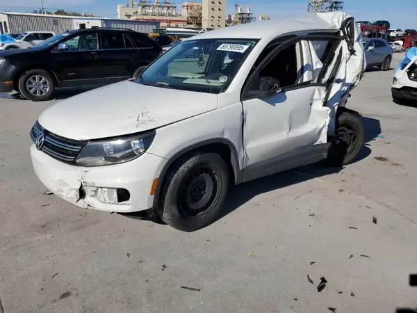 WVGAV7AX6HK046907 2017 VOLKSWAGEN TIGUAN - Image 1