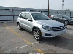 WVGAV7AX6HK047586 2017 VOLKSWAGEN TIGUAN