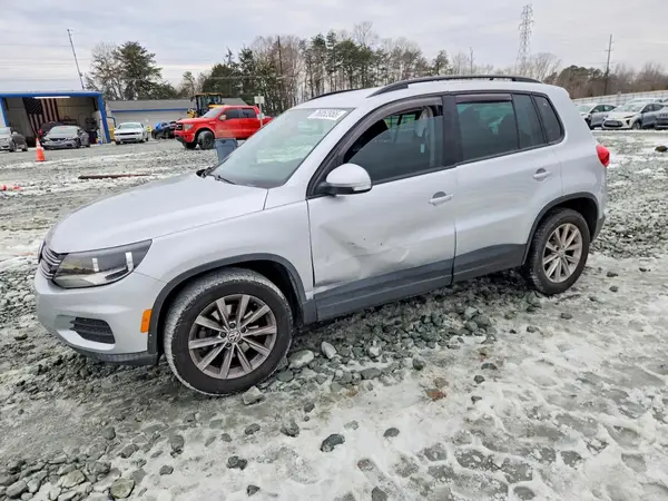 WVGAV7AX6HK049516 2017 VOLKSWAGEN TIGUAN - Image 1