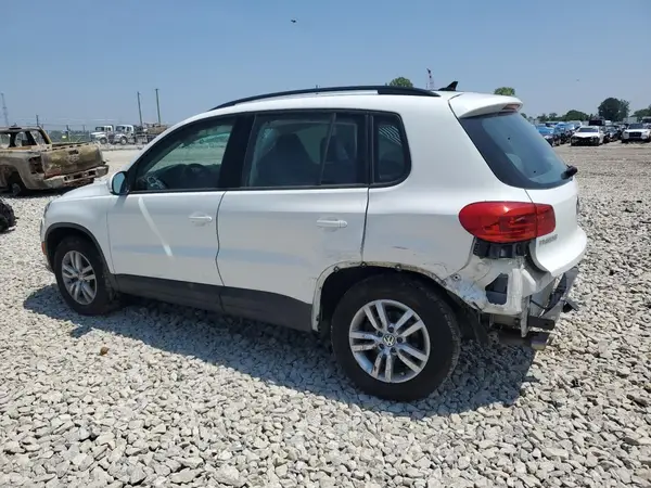 WVGAV7AX6HW509833 2017 VOLKSWAGEN TIGUAN - Image 2