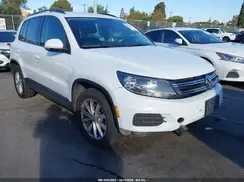 WVGAV7AX6JK001326 2018 VOLKSWAGEN TIGUAN