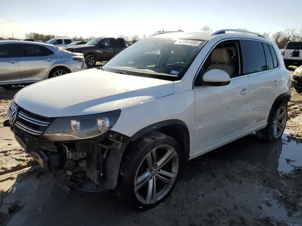 WVGAV7AX7GW010490 2016 VOLKSWAGEN TIGUAN - Image 1