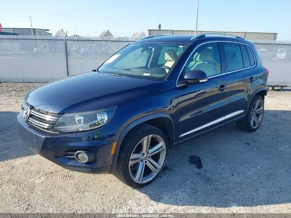 WVGAV7AX7GW014264 2016 VOLKSWAGEN TIGUAN - Image 2