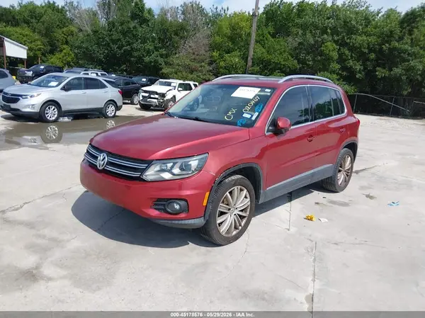 WVGAV7AX7GW020467 2016 VOLKSWAGEN TIGUAN - Image 2