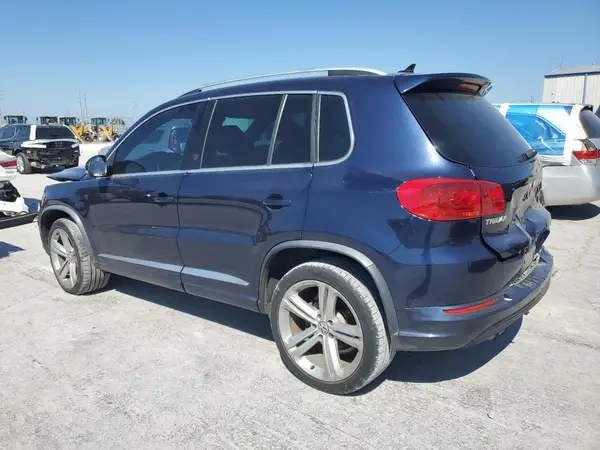 WVGAV7AX7GW036622 2016 VOLKSWAGEN TIGUAN - Image 2