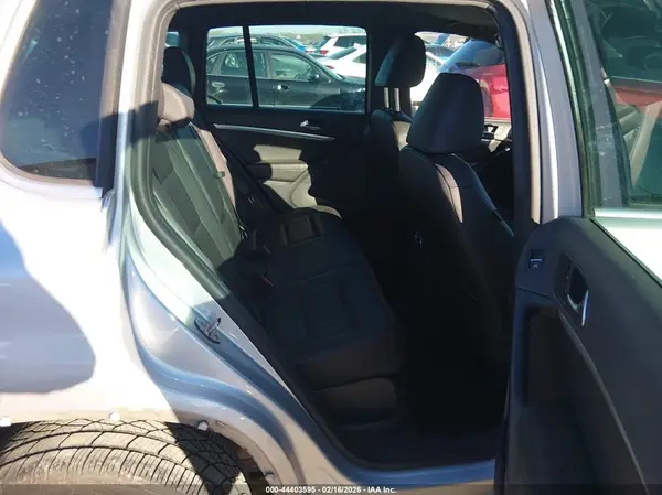 WVGAV7AX7GW064226 2016 VOLKSWAGEN TIGUAN - Image 8