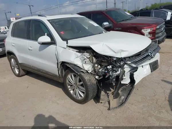 WVGAV7AX7GW509225 2016 VOLKSWAGEN TIGUAN - Image 1