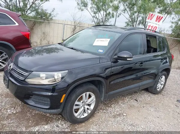 WVGAV7AX7GW528096 2016 VOLKSWAGEN TIGUAN - Image 2