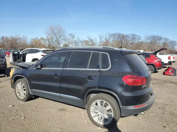 WVGAV7AX7GW528423 2016 VOLKSWAGEN TIGUAN - Image 2