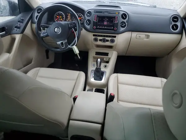 WVGAV7AX7GW535579 2016 VOLKSWAGEN TIGUAN - Image 8