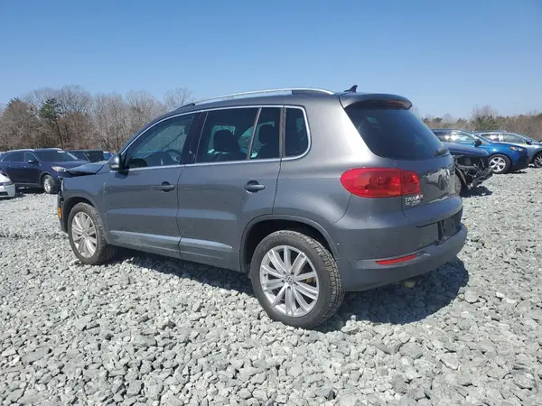 WVGAV7AX7GW539048 2016 VOLKSWAGEN TIGUAN - Image 2
