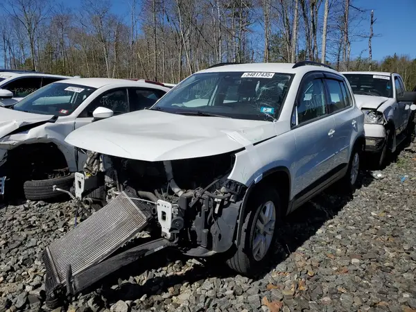 WVGAV7AX7GW552995 2016 VOLKSWAGEN TIGUAN - Image 1